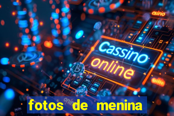 fotos de menina cacheada no espelho